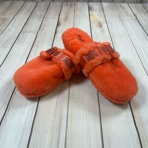 UGG Orange Cozy Slippers Plush Fleece Lining. Size 9 Like New Condition…